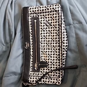 Large wristlet